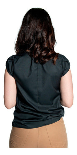 Blusa Feminina Lisa Manga Curta Para Trabalho Com Mega Conforto