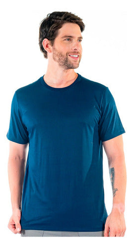 Camiseta Masculina Lisa Premium Para Trabalho E Visual Casual