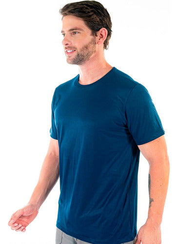 Camiseta Masculina Lisa Premium Para Trabalho E Visual Casual